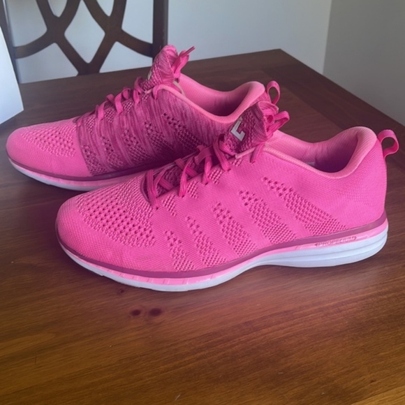Moving Sale! APL Mens Sneakers Techloom Pro Pink Ribbon Edition Size 12 1/2 - Picture 3 of 9